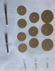 12 Saw Blade Set Configuration